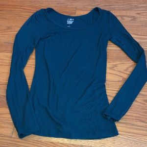 SO, super soft long sleeved scoop neck
